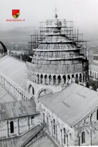 descrizione : Lavori alla cupola del Duomo anno : fine 1957 inizi 1958 fotografo : Gustavo Cenni fonte . album personale  agiunta da ,. Sabrina Lanzoni 
