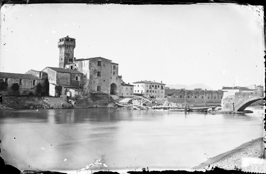 Ponte a Mare o della Degazia